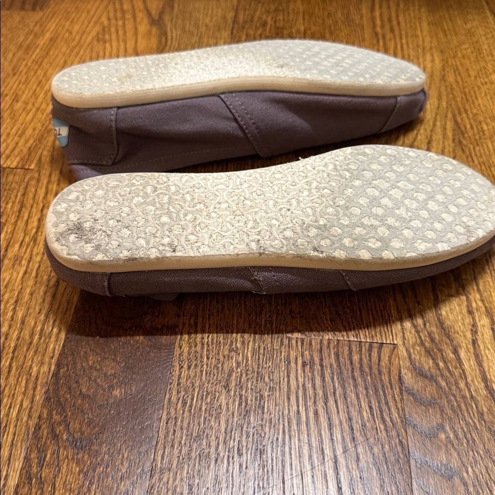 TOMS Gray Classic Canvas Slip-Ons - Picture 10 of 10
